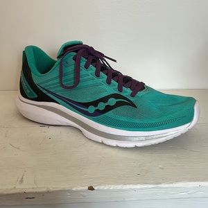 Saucony Kinvara 12 PWRRun Woman’s size 10.5 teal and purple FormFit 4 mm